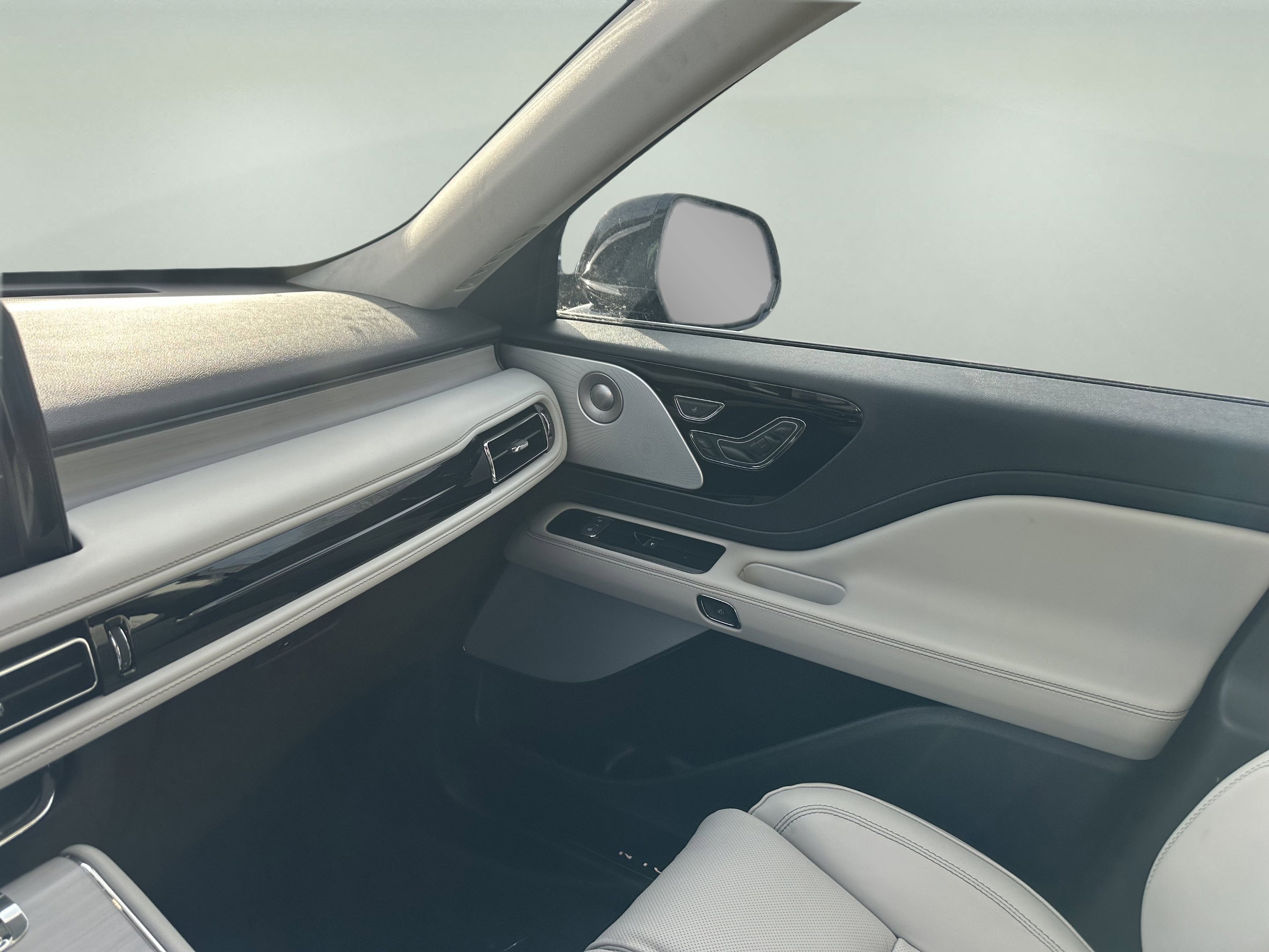 New 2026 Lincoln Aviator Reserve image 17