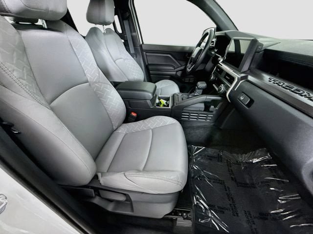 Certified 2026 Toyota Tacoma SR5 RWD image 27