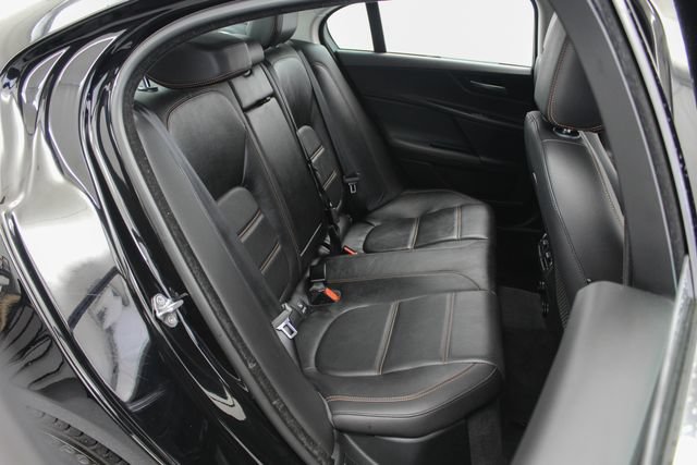 Used 2018 Jaguar XE Prestige AWD/4WD image 22