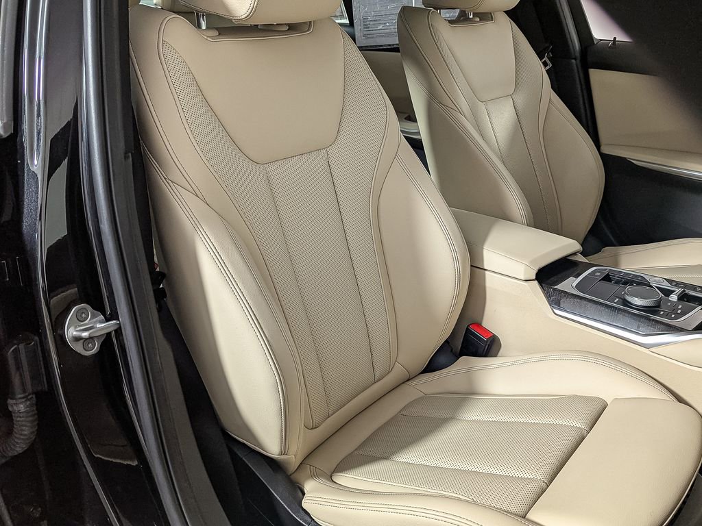 Certified 2023 BMW 330i xDrive Sedan w/ Driving Assistance Package image 23