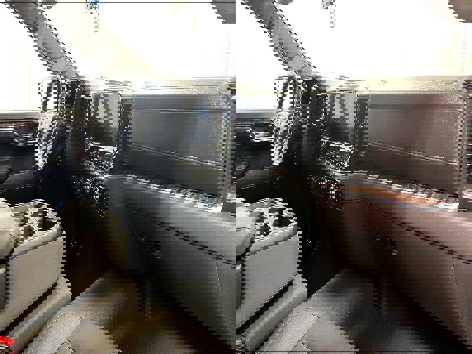 Used 2024 GMC Sierra 1500 Elevation image 14