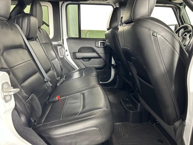 Used 2021 Jeep Wrangler Unlimited Sahara AWD/4WD image 10