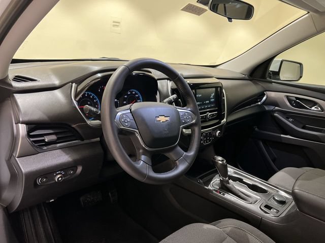 Used 2018 Chevrolet Traverse LT FWD image 9