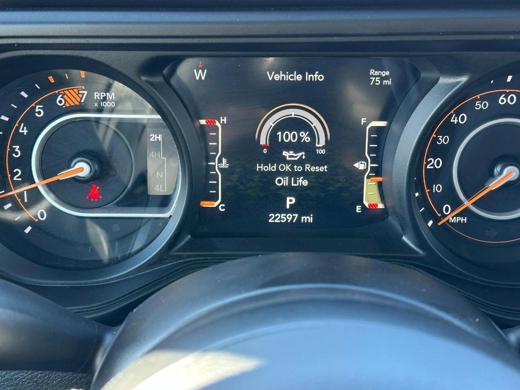 Used 2025 Jeep Wrangler Unlimited Rubicon image 20