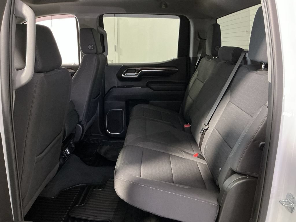 Used 2023 Chevrolet Silverado 1500 LT AWD/4WD image 22