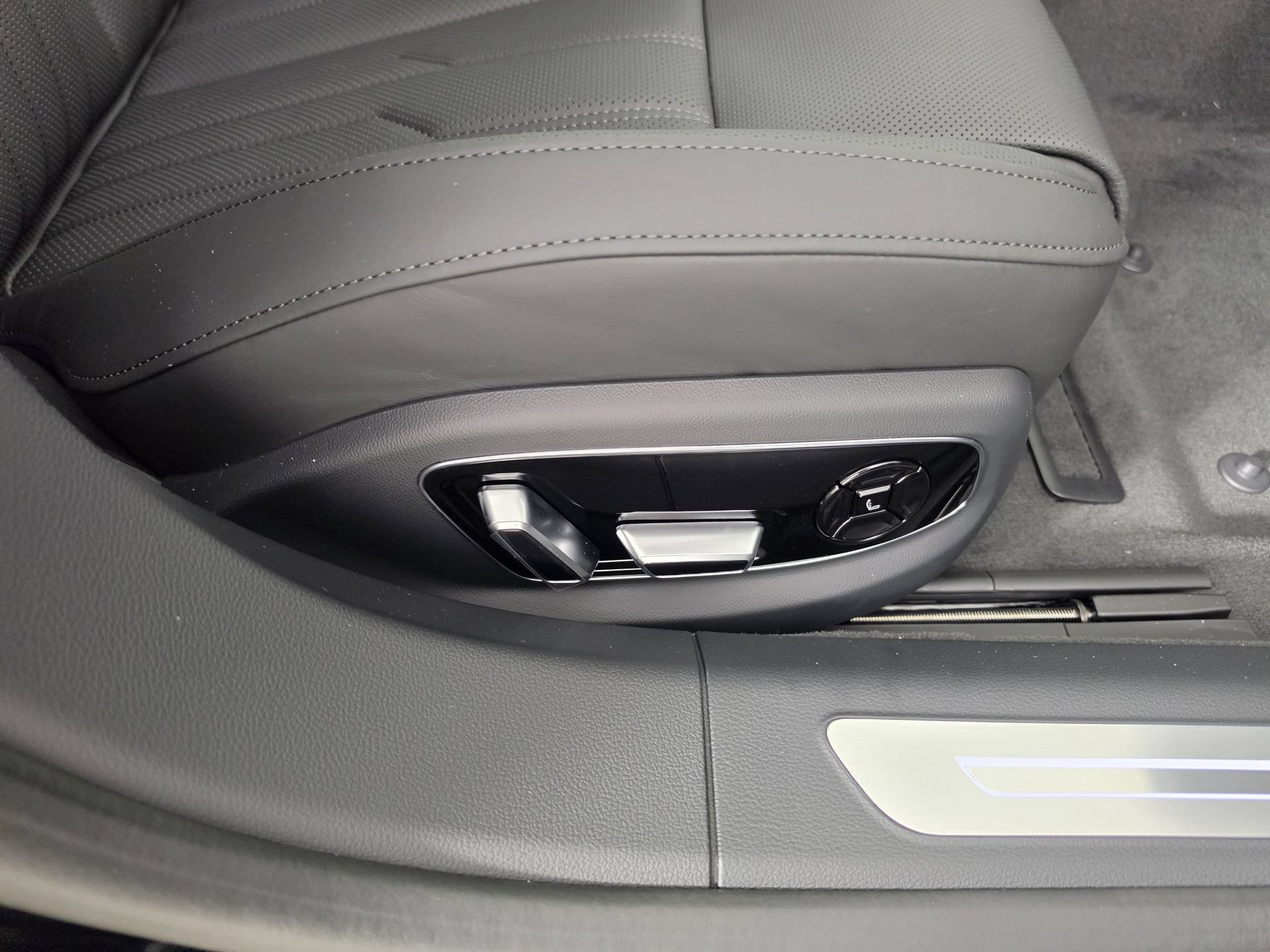 New 2027 Audi A8 L 3.0T AWD/4WD image 45