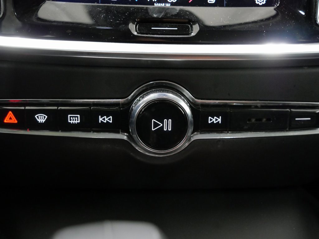 Used 2024 Volvo S60 B5 Plus image 19