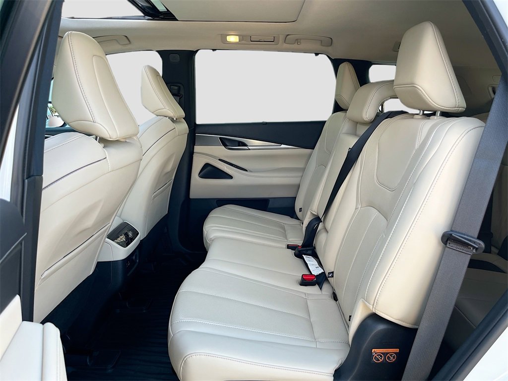 Used 2024 INFINITI QX60 Luxe w/ Cargo Package image 25