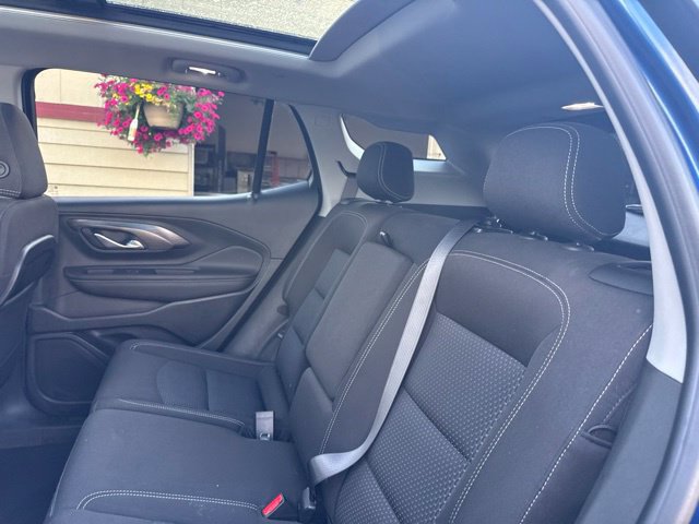 Used 2022 GMC Terrain SLE w/ Driver Convenience Package AWD/4WD image 14