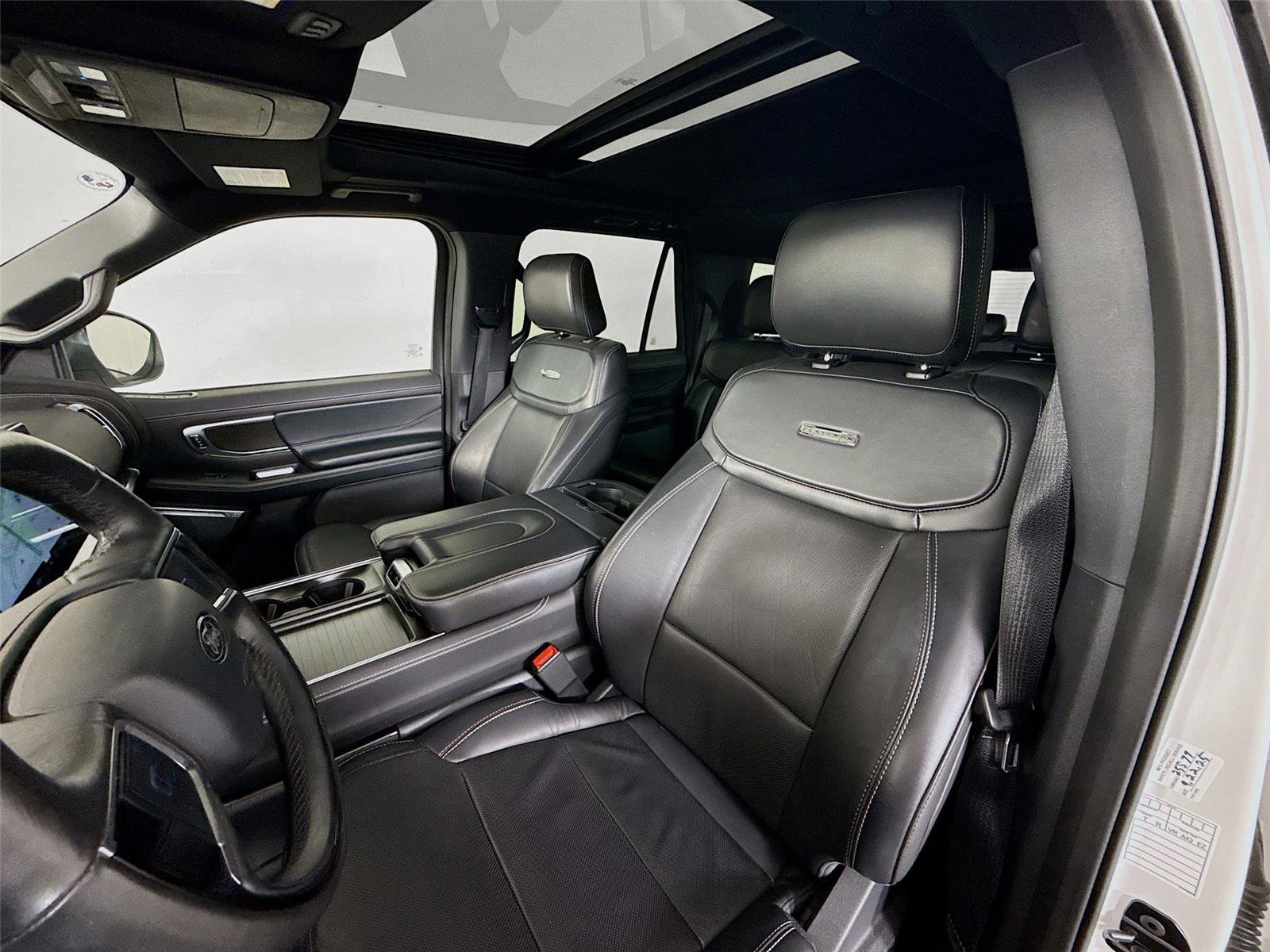 Used 2025 Ford Expedition Max Platinum w/ Stealth Performance Package AWD/4WD image 2