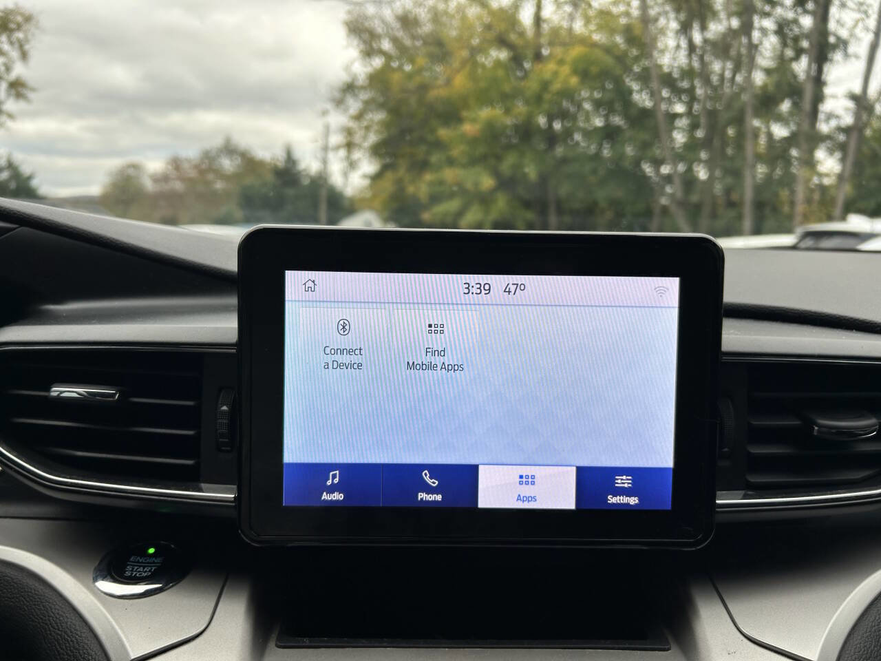 Used 2021 Ford Explorer XLT w/ Equipment Group 202A image 16