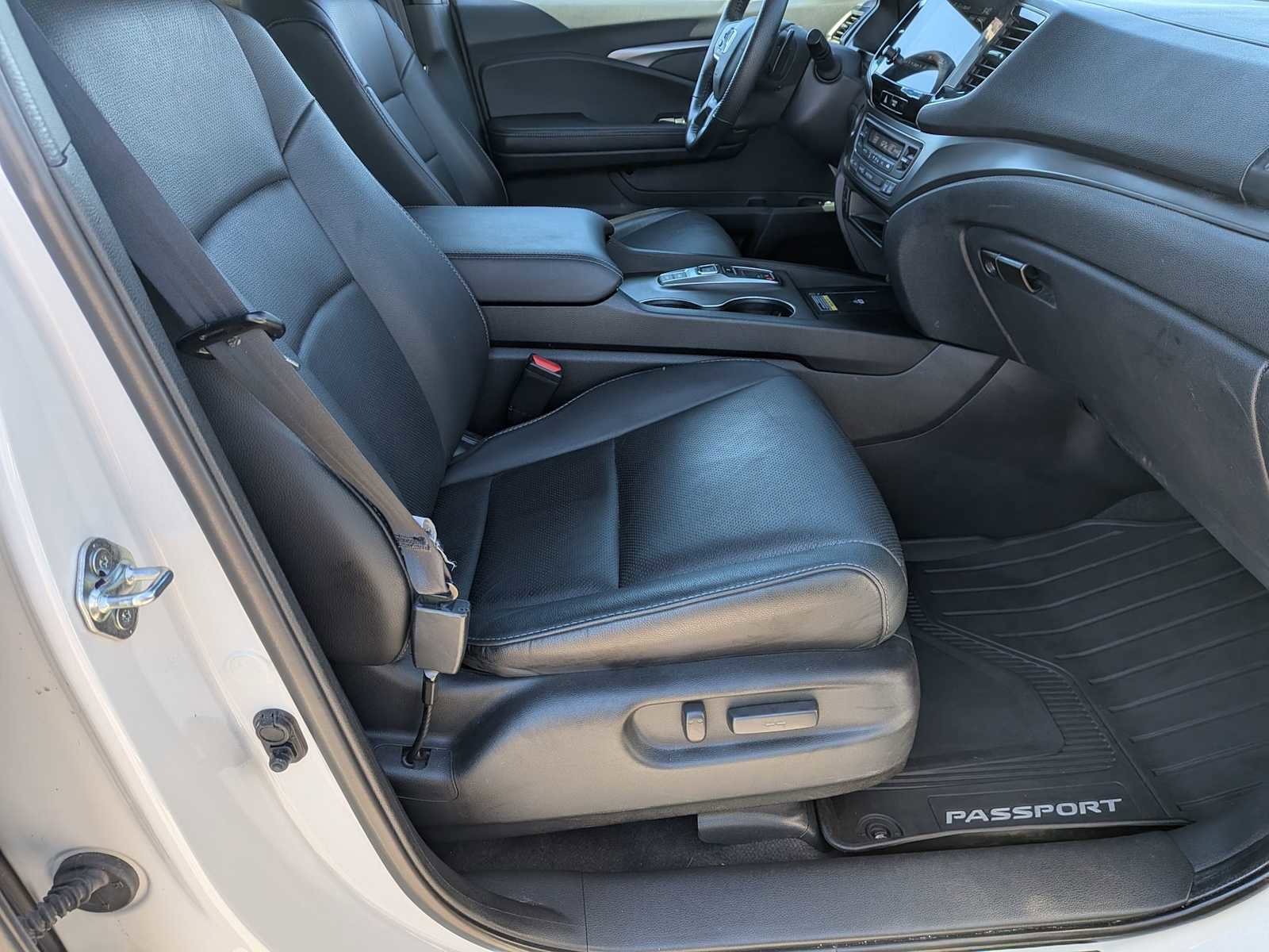 Used 2024 Honda Passport EX-L image 21