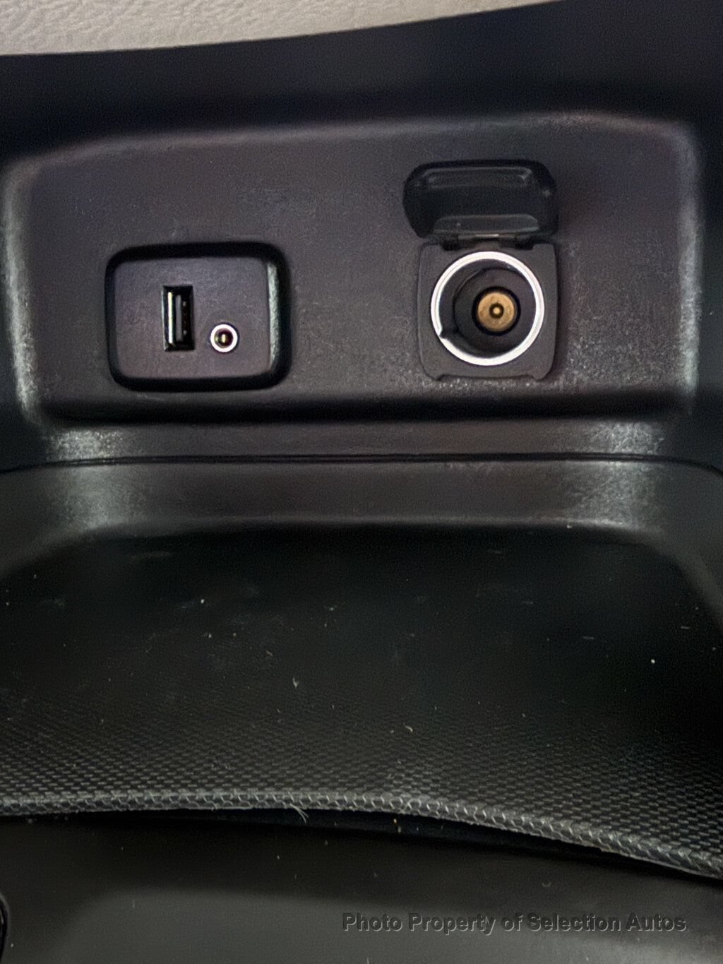 Used 2018 Chevrolet Equinox LS FWD image 28