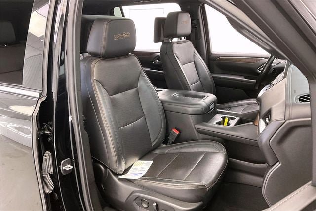 Used 2021 Chevrolet Suburban High Country w/ Premium Package AWD/4WD image 7