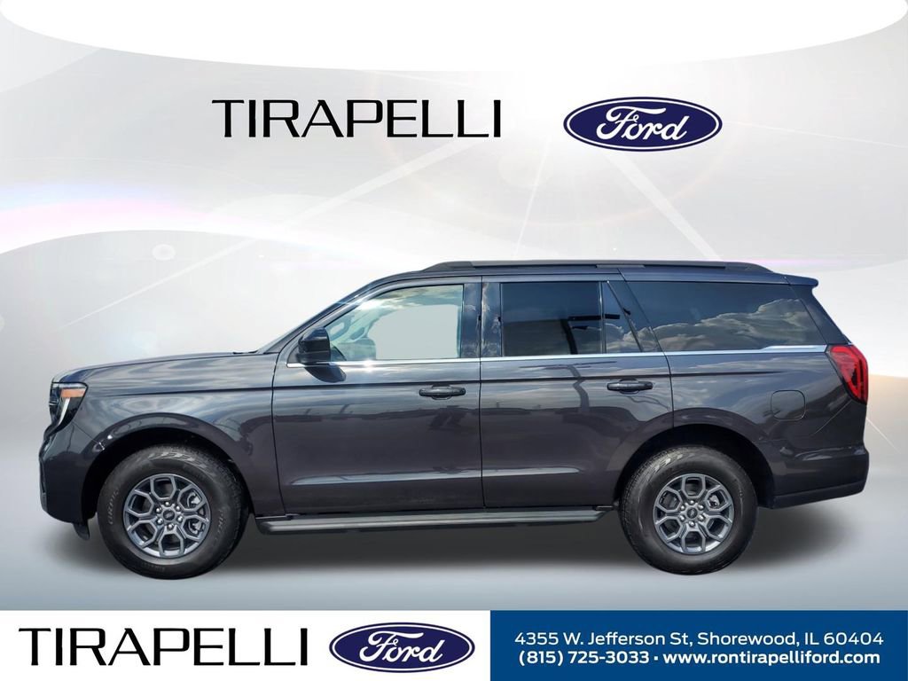 New 2025 Ford Expedition Active image 3