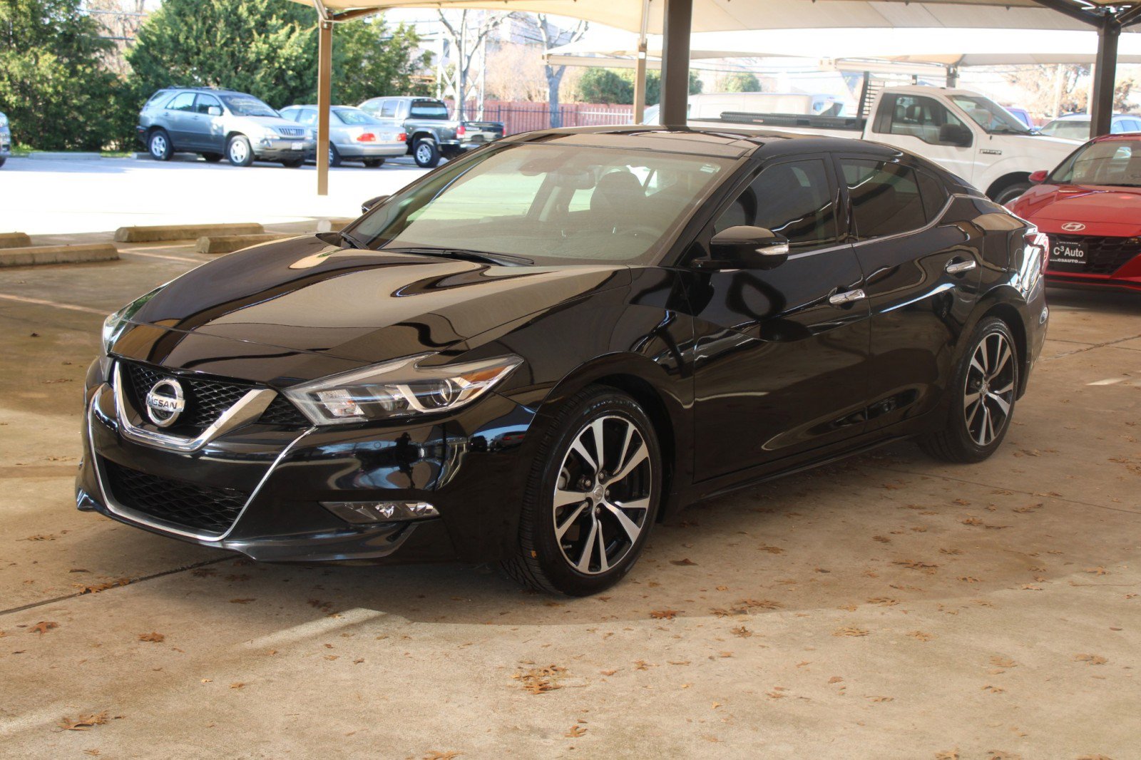 Used 2018 Nissan Maxima Platinum image 4