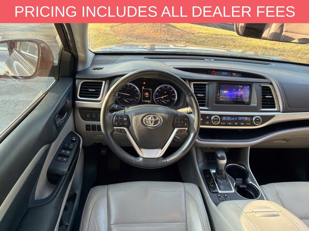 Used 2018 Toyota Highlander XLE FWD image 8