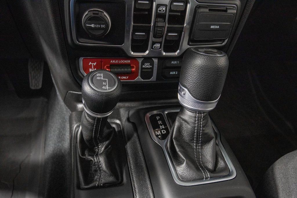 Used 2024 Jeep Wrangler Willys image 24