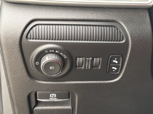 Used 2024 Jeep Wagoneer Series II w/ Flexible Seating Group RWD image 24