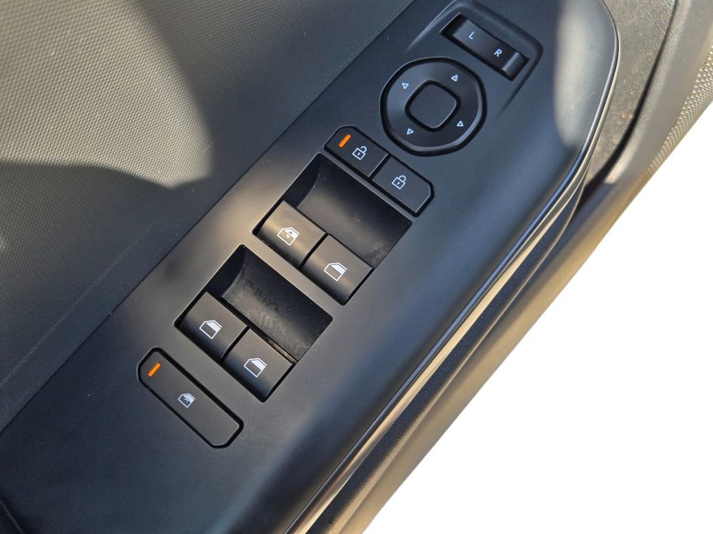 Used 2025 Kia K4 FWD image 16
