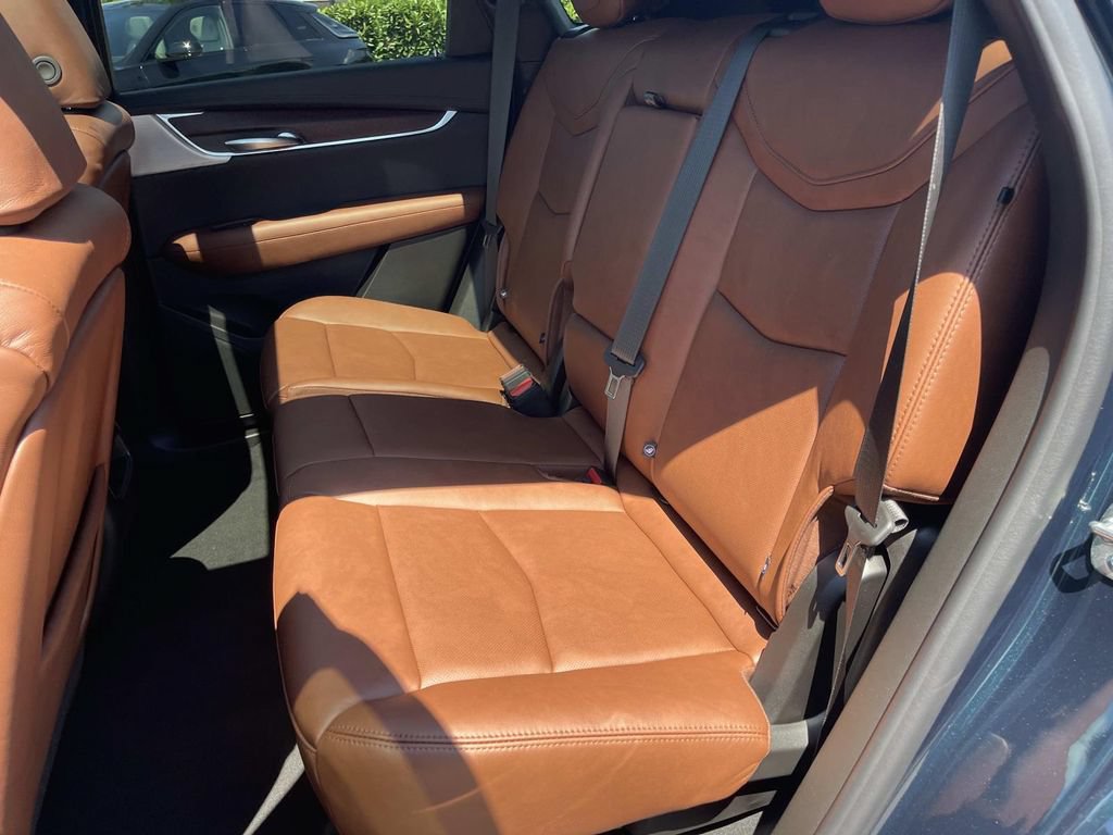 New 2026 Cadillac XT5 Premium Luxury w/ Driver Assist Package AWD/4WD image 17