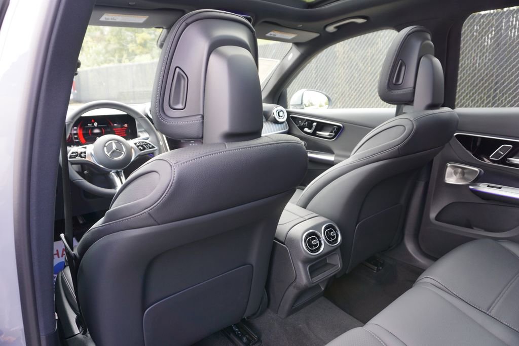 New 2026 Mercedes-Benz GLC 300 4MATIC image 50