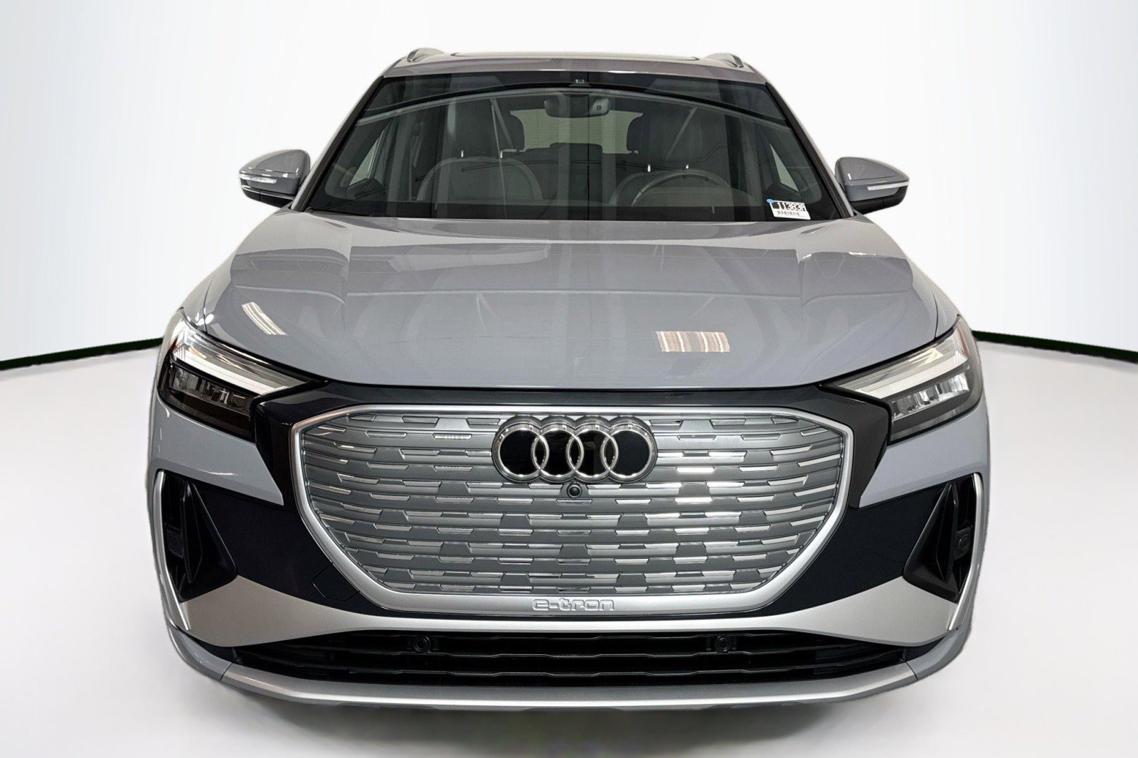 Used 2023 Audi Q4 e-tron Premium Plus AWD/4WD image 2