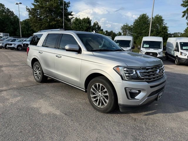 Used 2018 Ford Expedition Limited w/ Equipment Group 301A RWD image 2