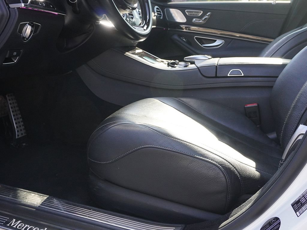 Used 2017 Mercedes-Benz S 550 4MATIC Sedan image 29