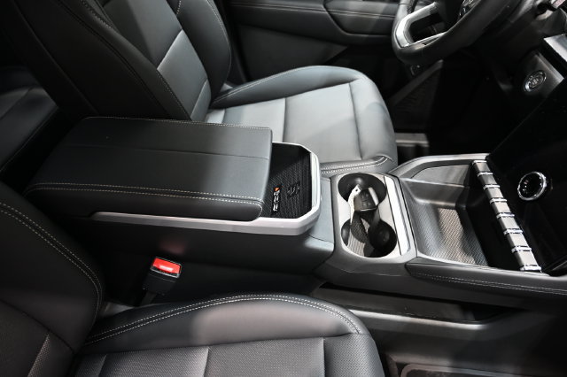 New 2027 GMC Terrain Elevation w/ Elevation Premium Package AWD/4WD image 19