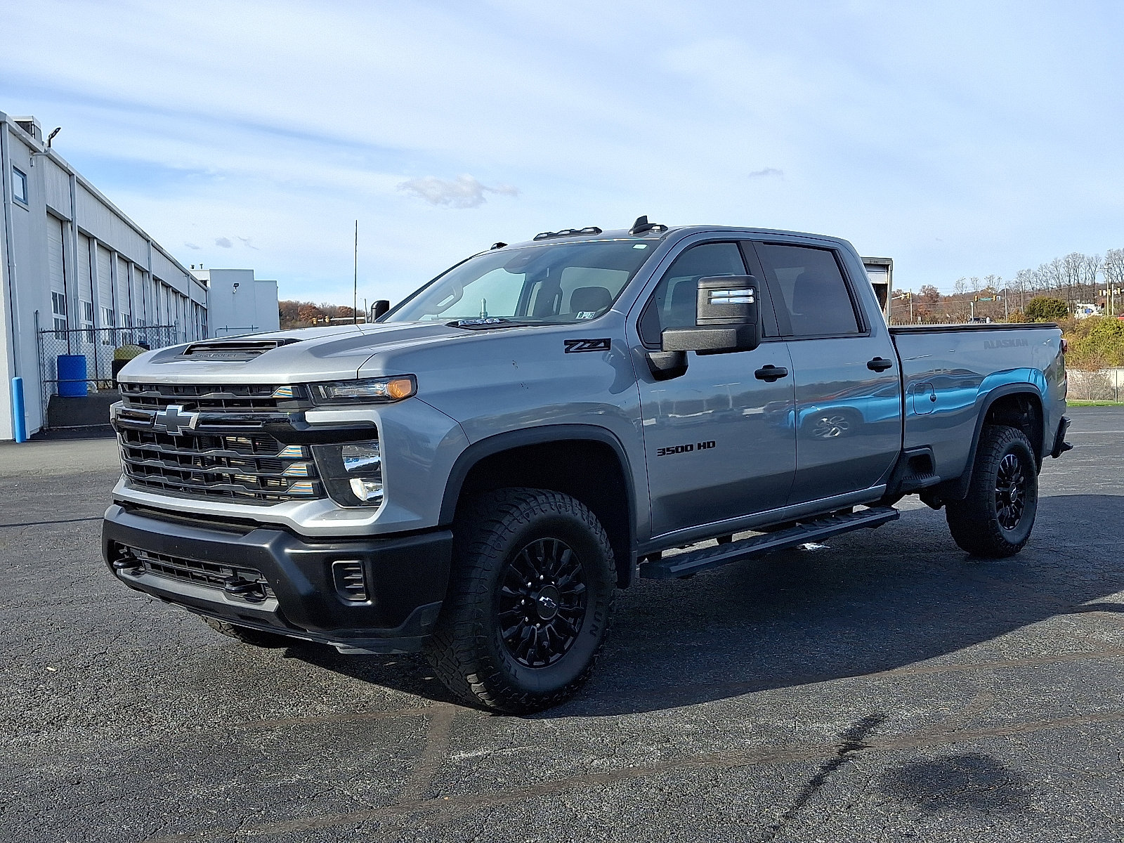 Certified 2024 Chevrolet Silverado 3500 W/T image 3