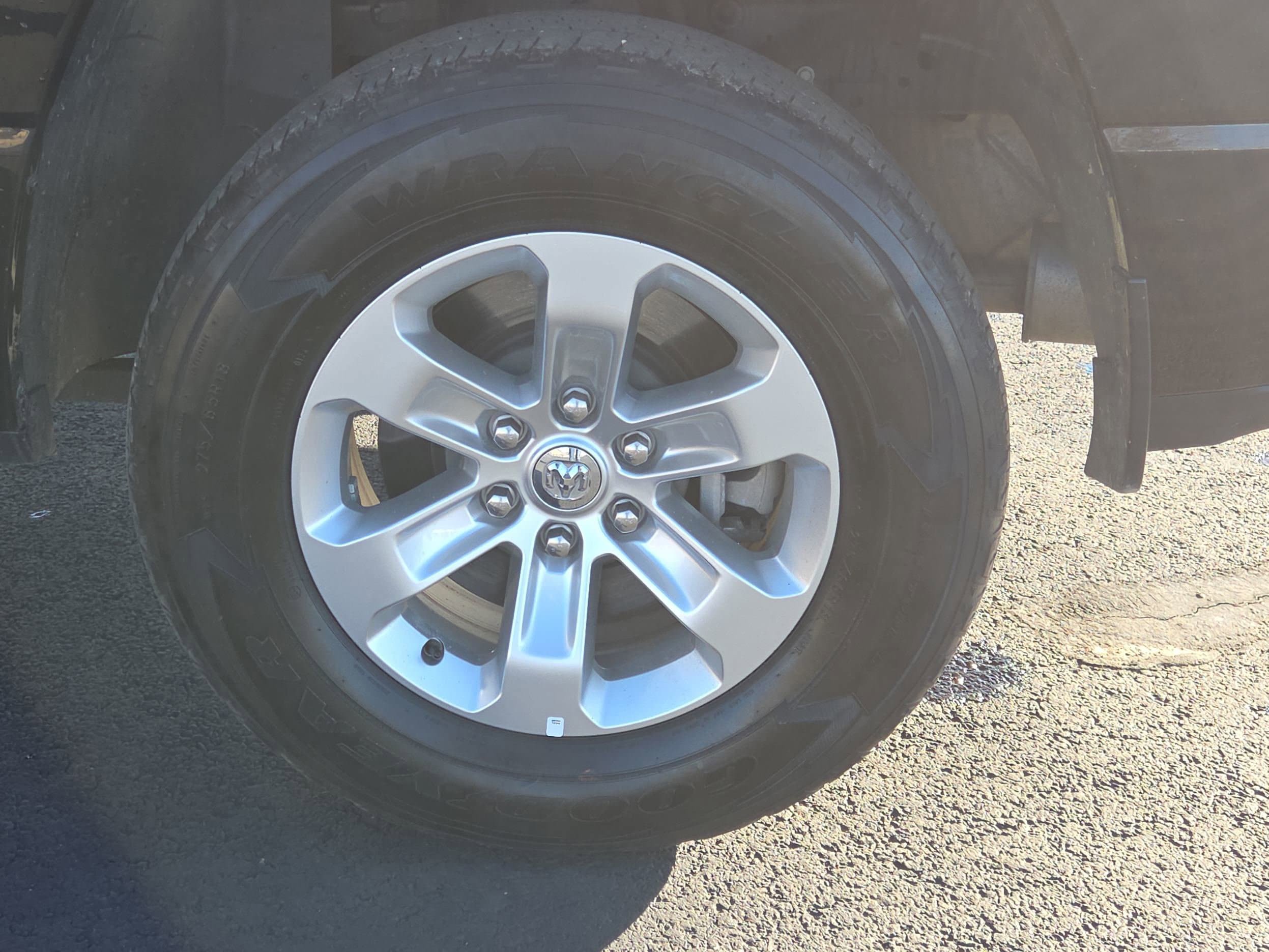 Used 2024 RAM 1500 Laramie image 18