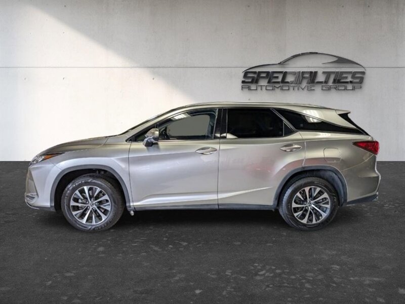 Used 2021 Lexus RX 350L Premium w/ Premium Package image 4