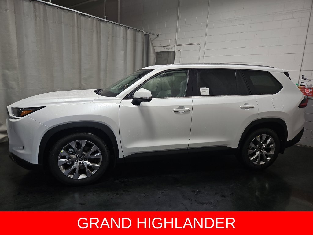 New 2026 Toyota Grand Highlander AWD image 4