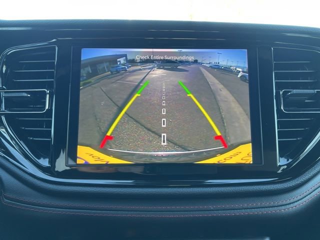 Used 2024 Dodge Durango GT image 17