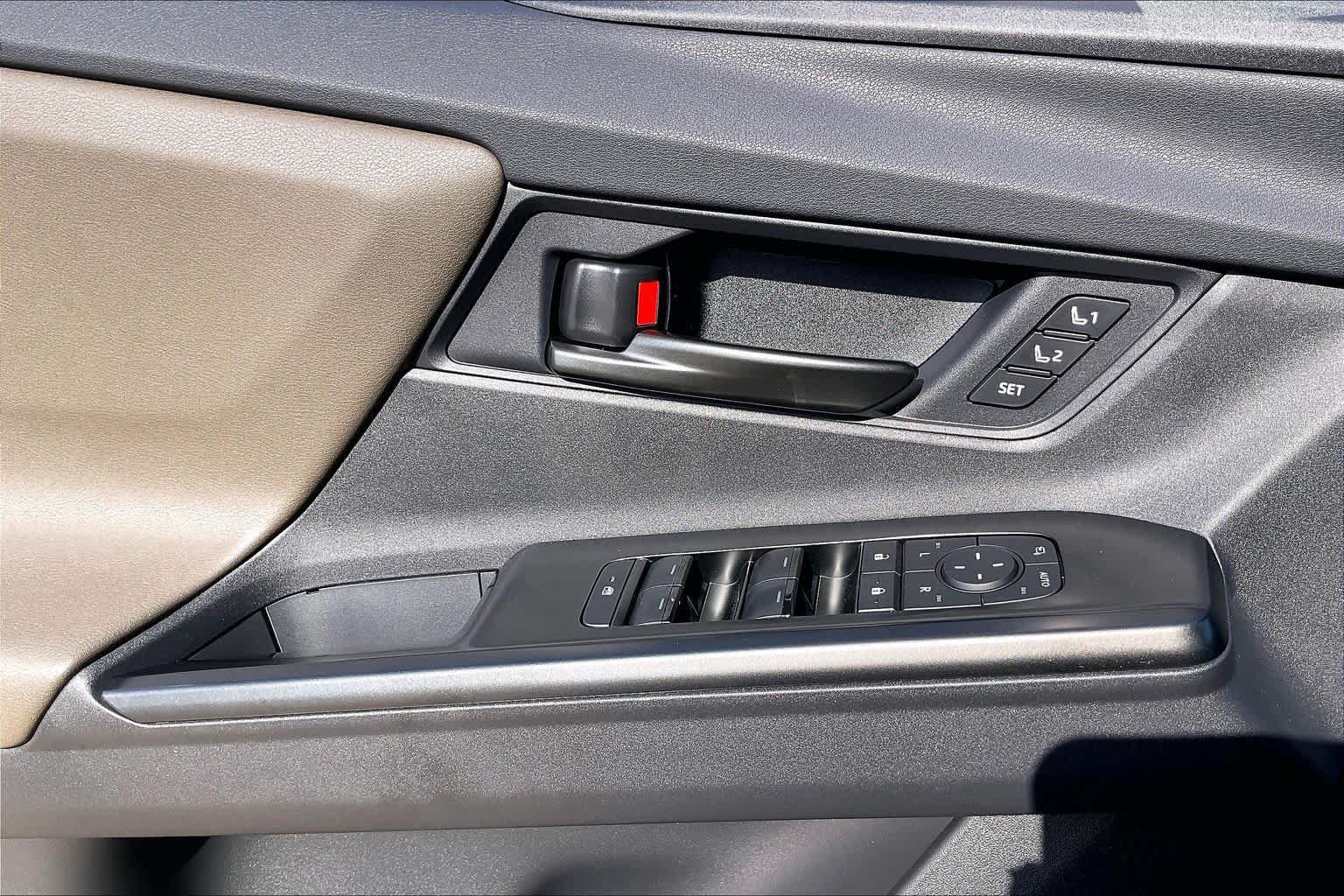 New 2026 Toyota bZ Woodland AWD/4WD image 18