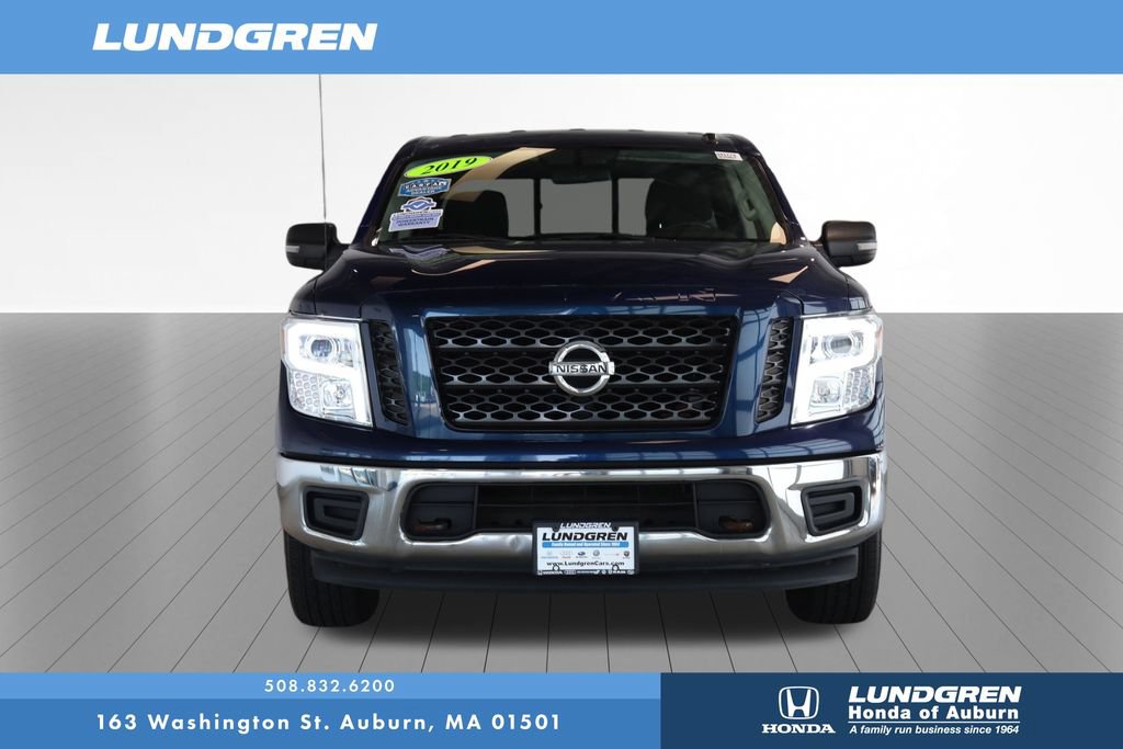 Used 2019 Nissan Titan SV AWD/4WD image 2