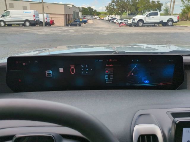 Used 2025 Ford Expedition Active image 30