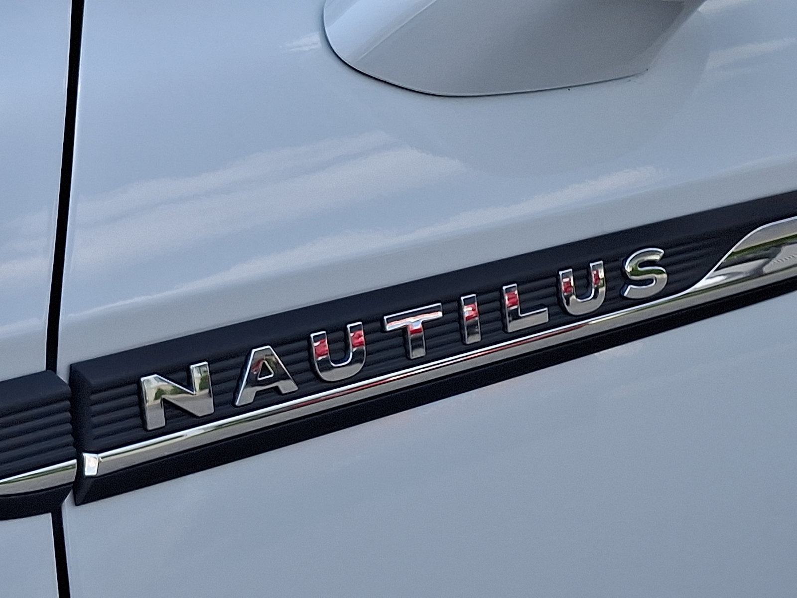 Certified 2021 Lincoln Nautilus Reserve AWD/4WD image 33