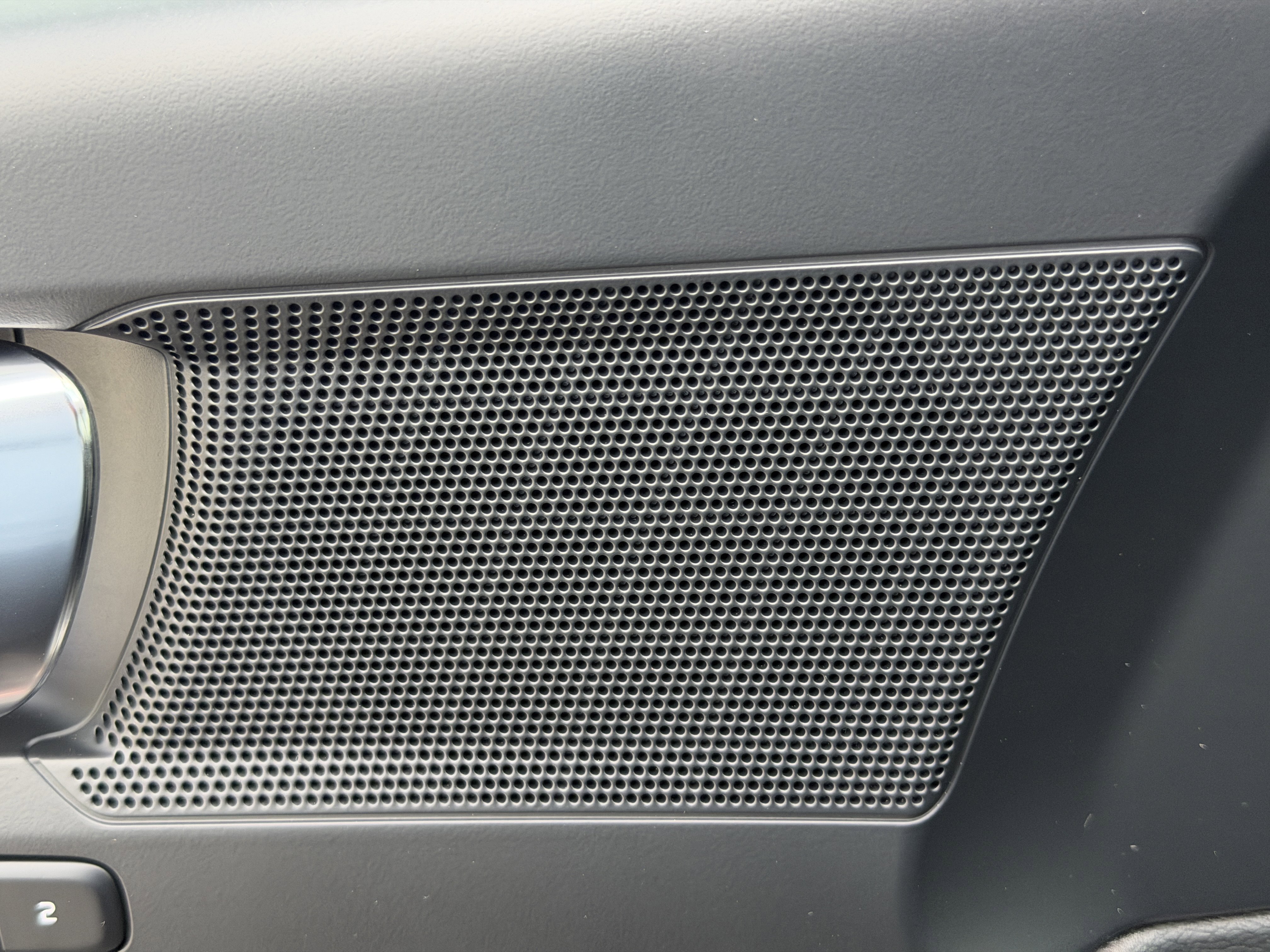 New 2026 Volvo XC40 B5 Core w/ Protection Package image 22