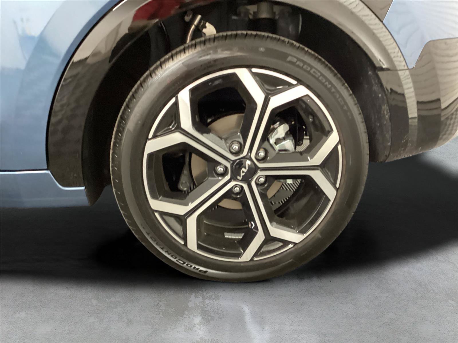 New 2026 Kia Niro SX Touring FWD image 24
