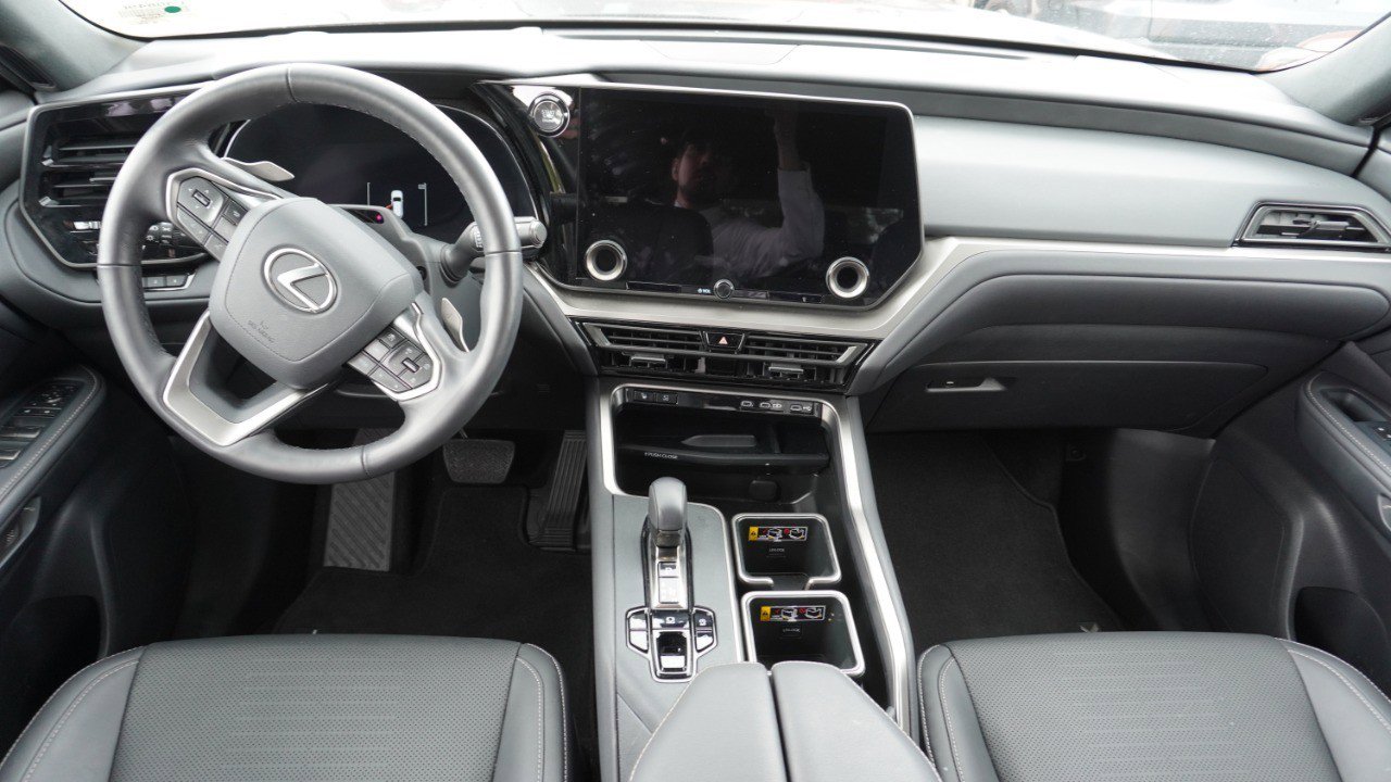 Certified 2025 Lexus TX 350 AWD w/ Technology Package image 14