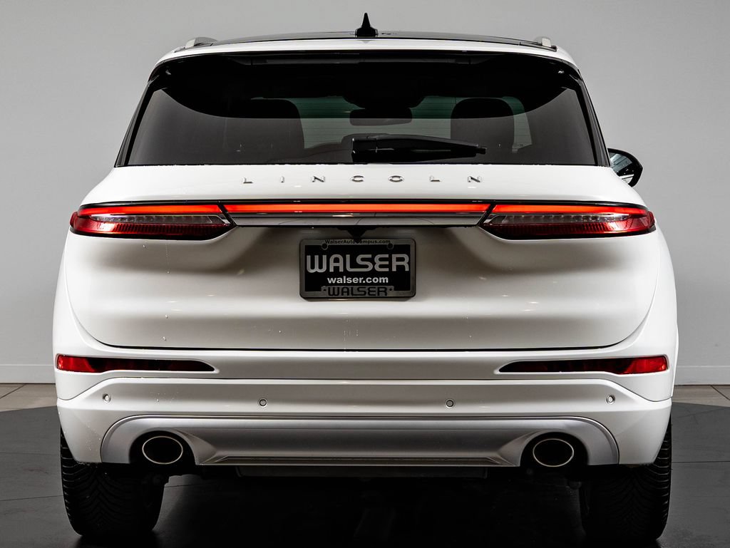 Used 2022 Lincoln Corsair AWD w/ Premium Package image 7