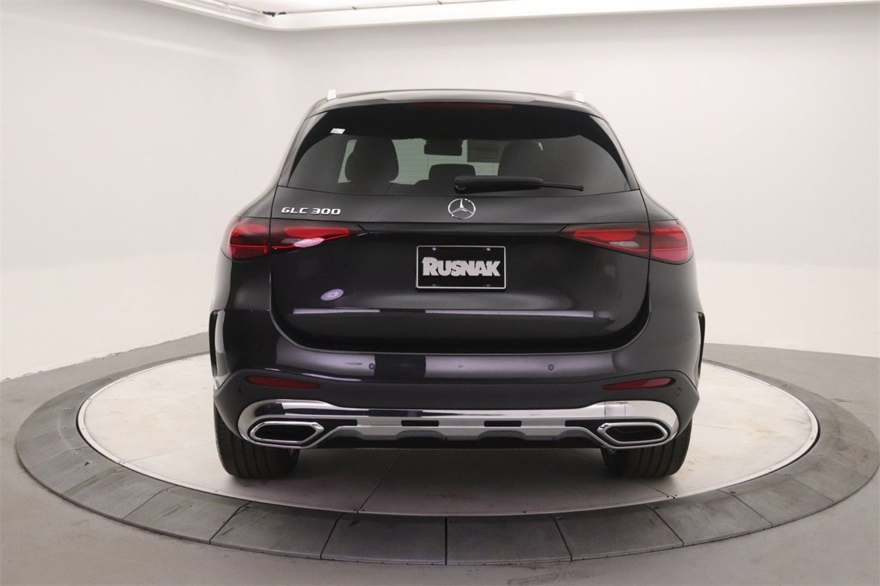 New 2026 Mercedes-Benz GLC 300 image 3