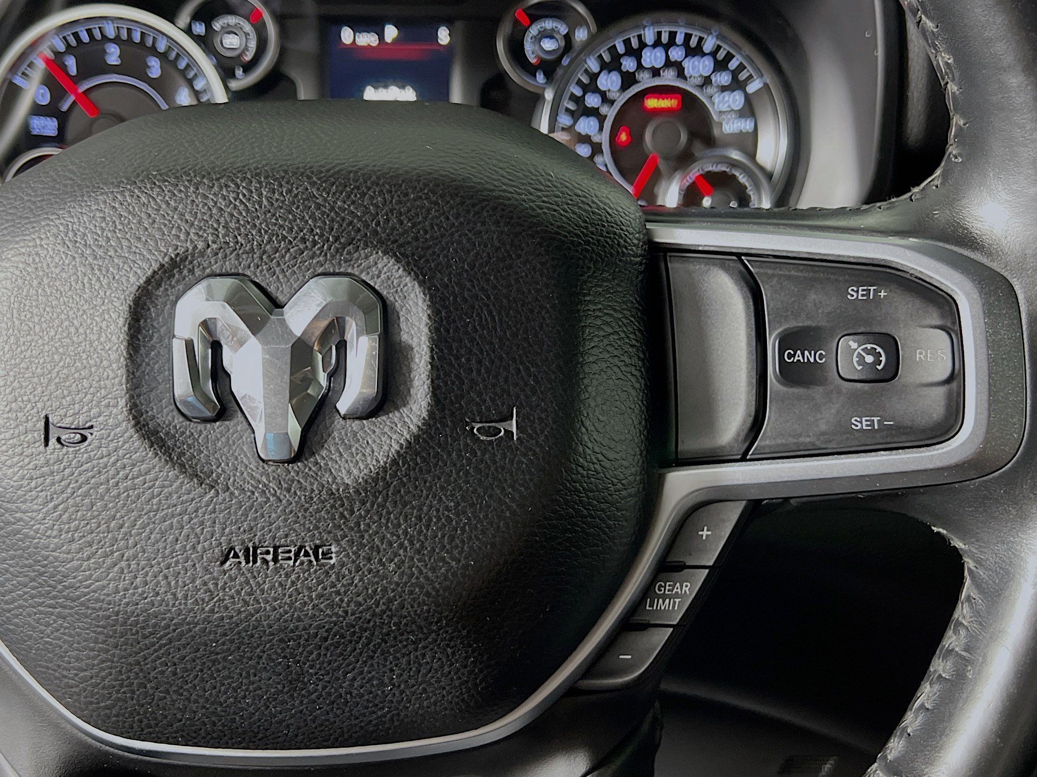 Used 2019 RAM 1500 Big Horn AWD/4WD image 20