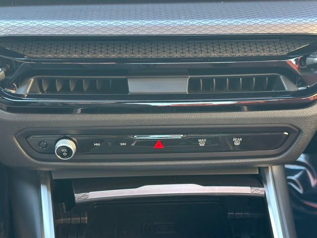 Used 2025 BMW M340i xDrive AWD/4WD image 19