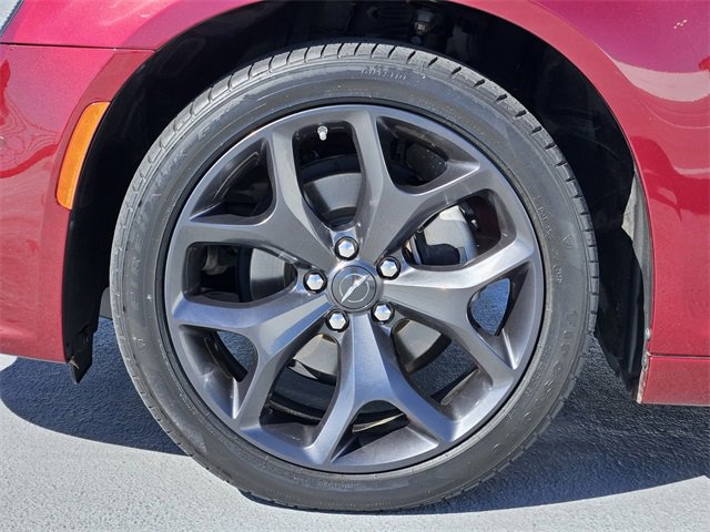 Used 2023 Chrysler 300 Touring L w/ Popular Equipment Group image 10
