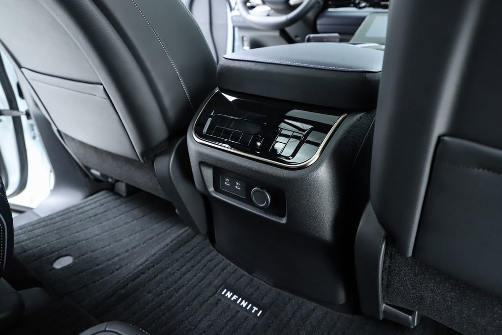 New 2026 INFINITI QX80 4WD image 81