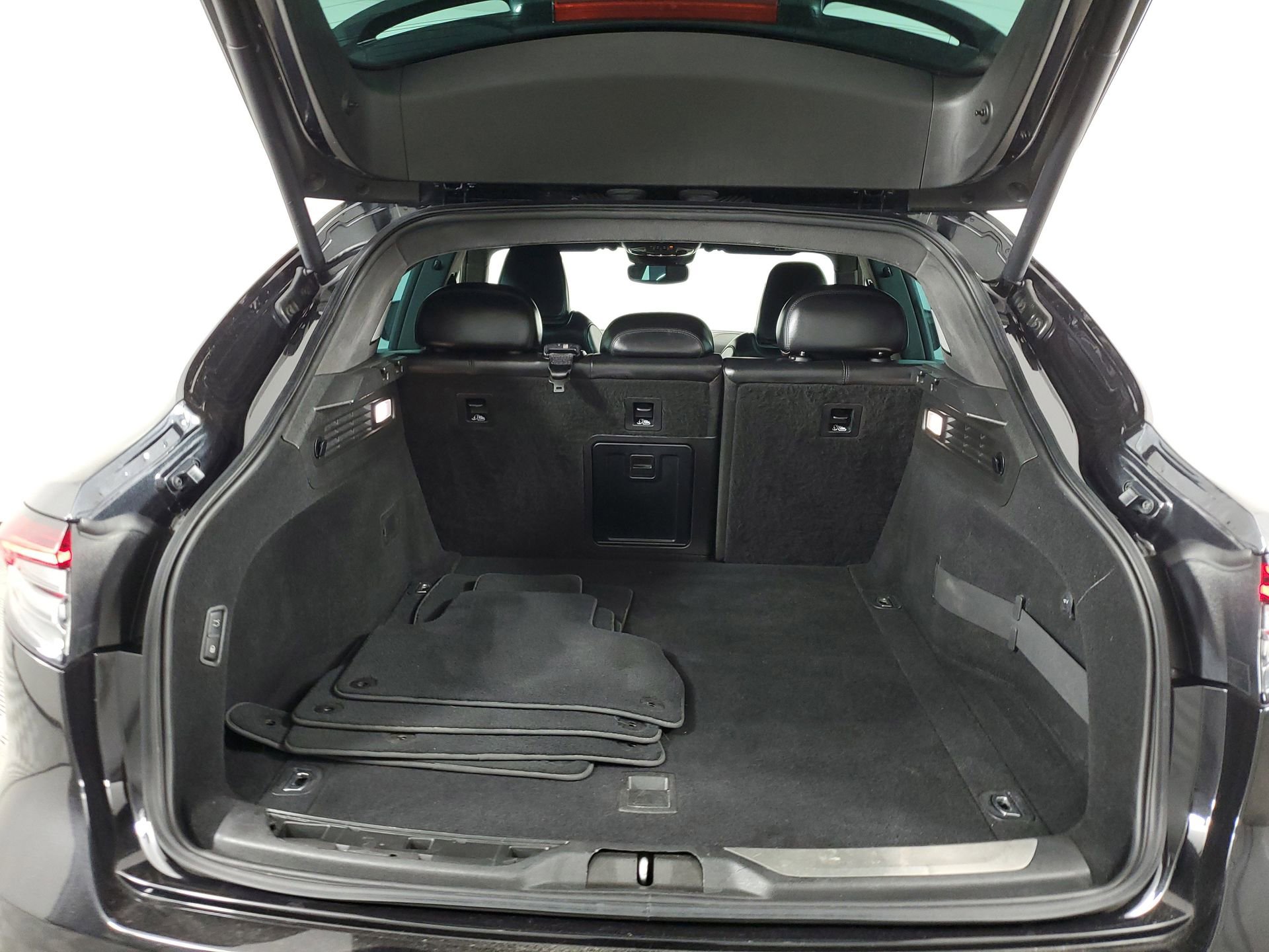 Used 2022 Maserati Levante Modena S image 18