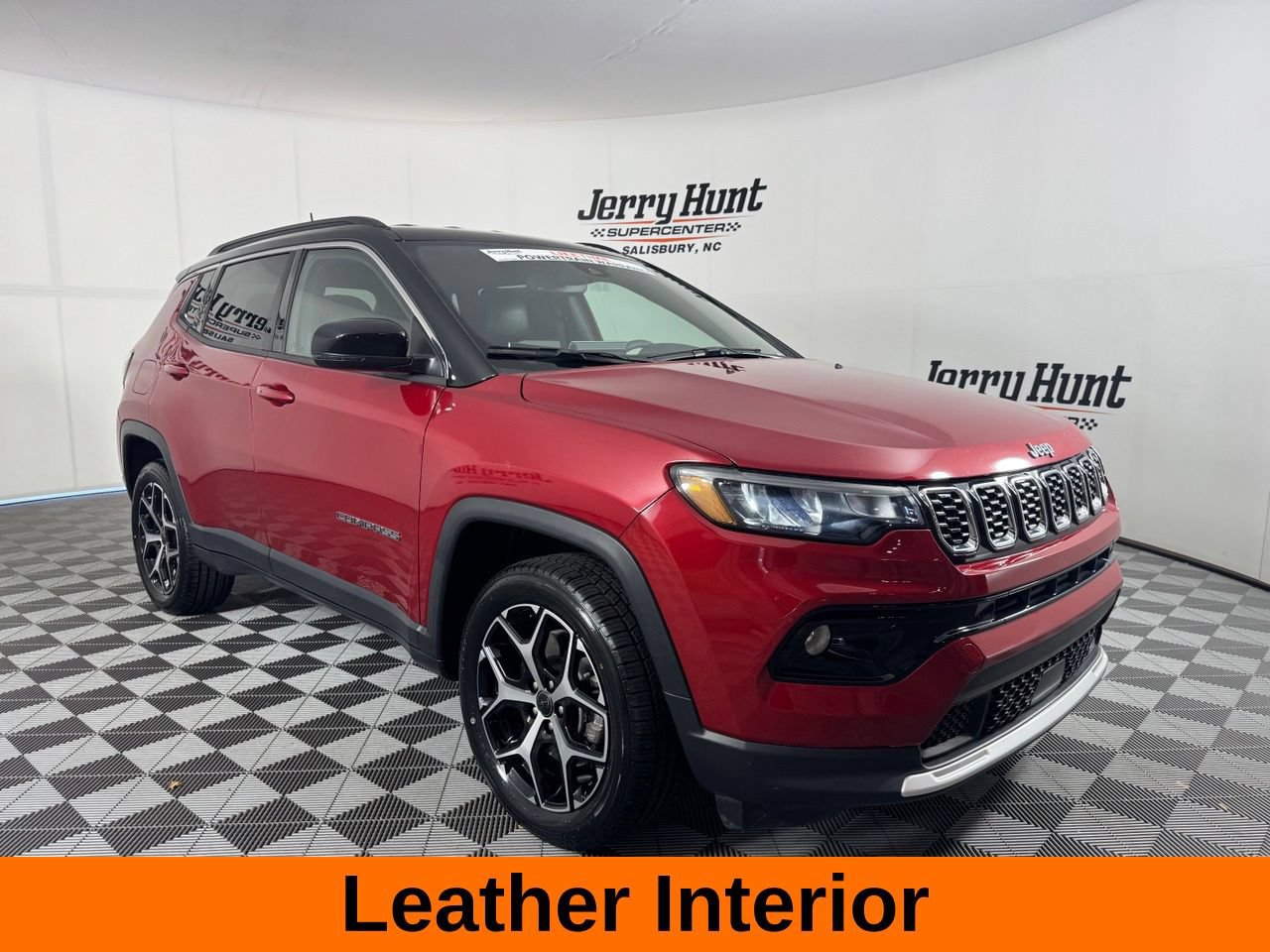 Used 2025 Jeep Compass Limited AWD/4WD image 6